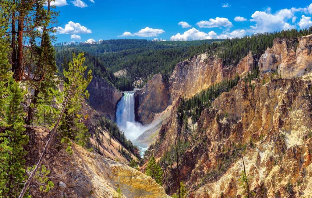 most beautiful national parks in the US - Yellowstone National Park