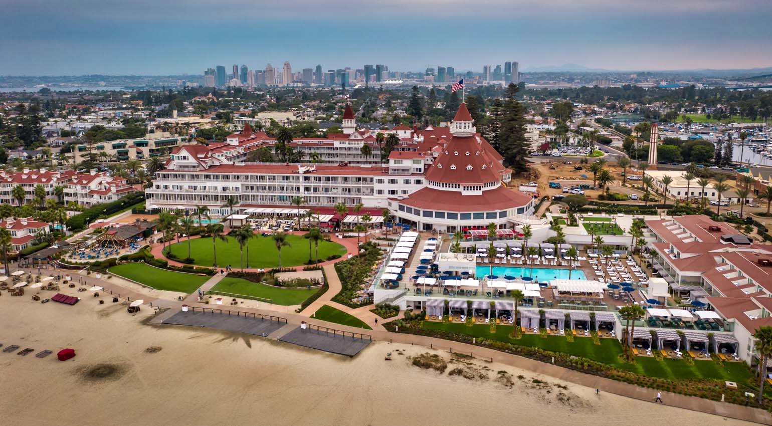 Best places to go on Halloween - The Hotel del Coronado