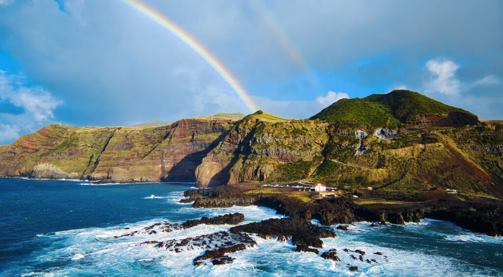 Things to do in São Miguel - Ponta da Ferraria 