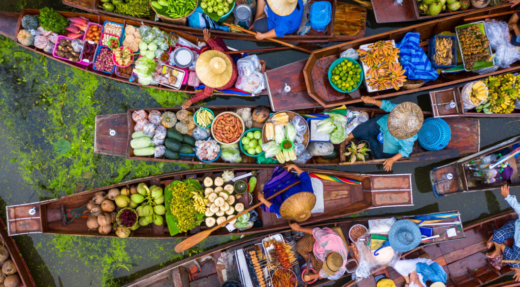 Hidden Gems in Thailand - Amphawa Floating Market