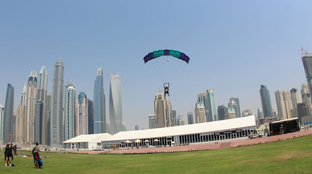 paragliding show in Dubai